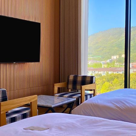 Hotel Avenue Changwon Exterior photo