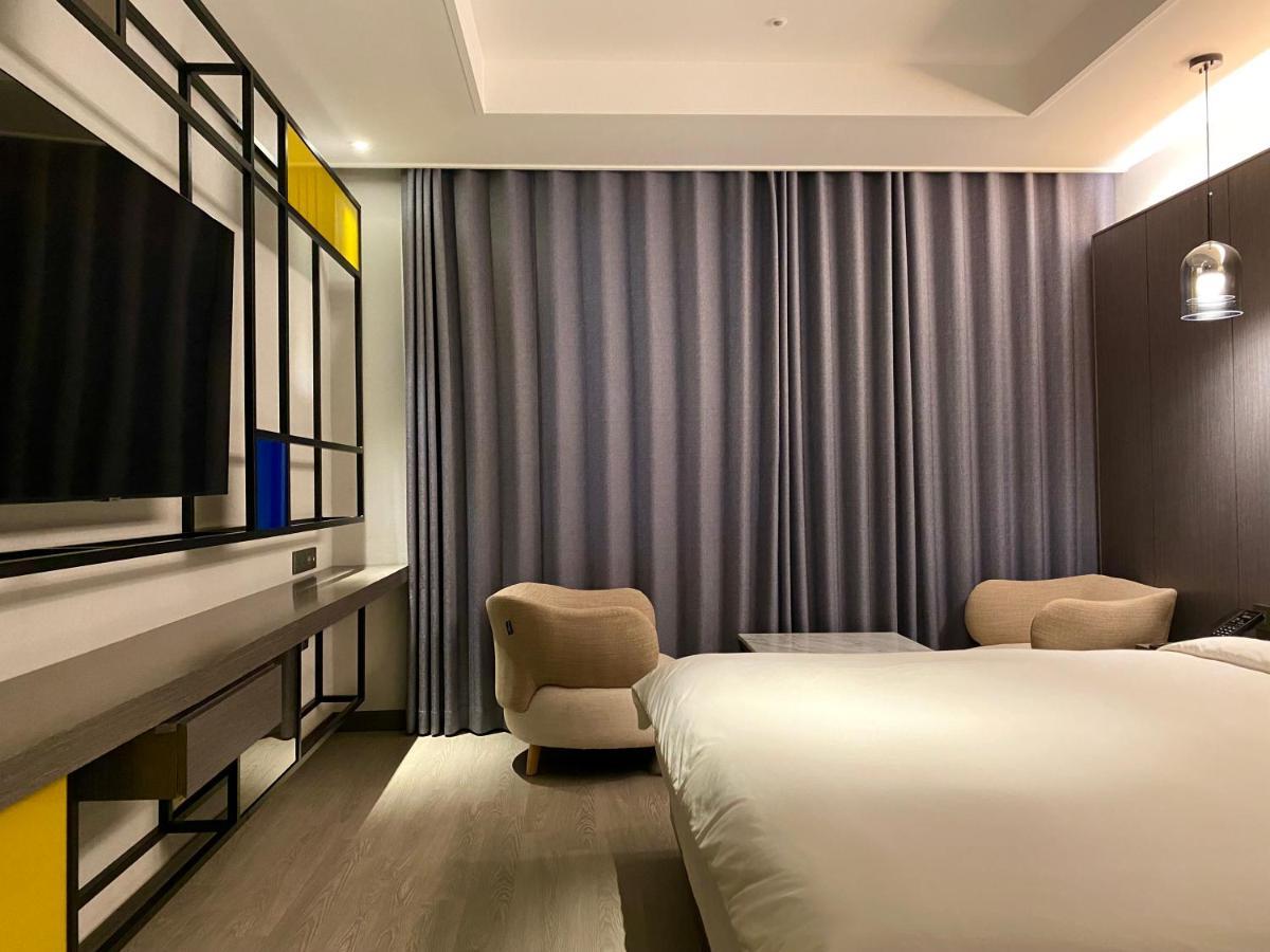 Hotel Avenue Changwon Exterior photo